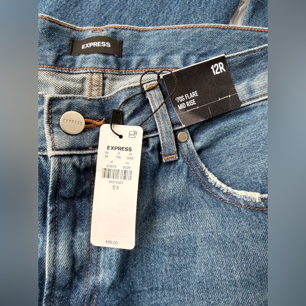 Express 70s Flare Mid Rise Jeans NWT—FREE SHIPPING - Picture 5 of 11